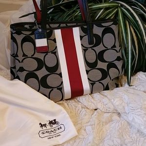 Coach tote with dust cover bag